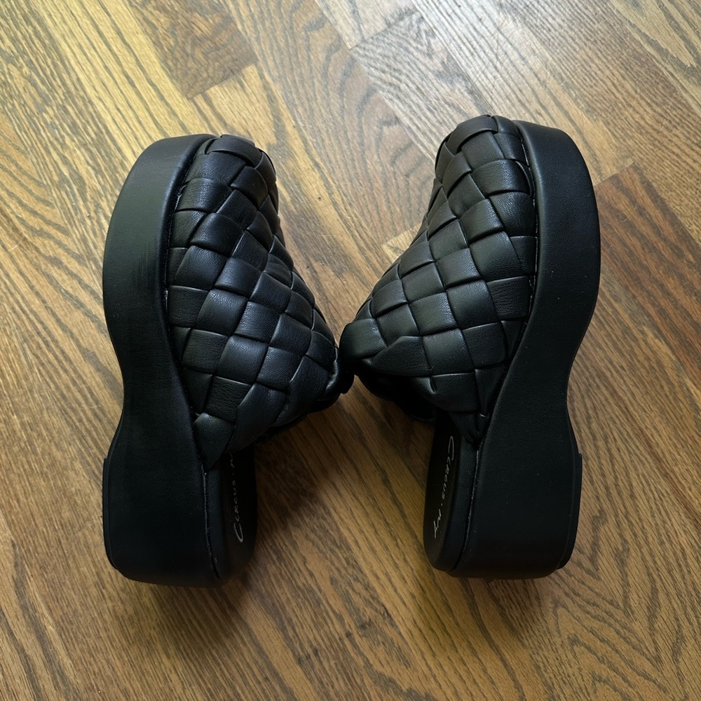 Black Mules